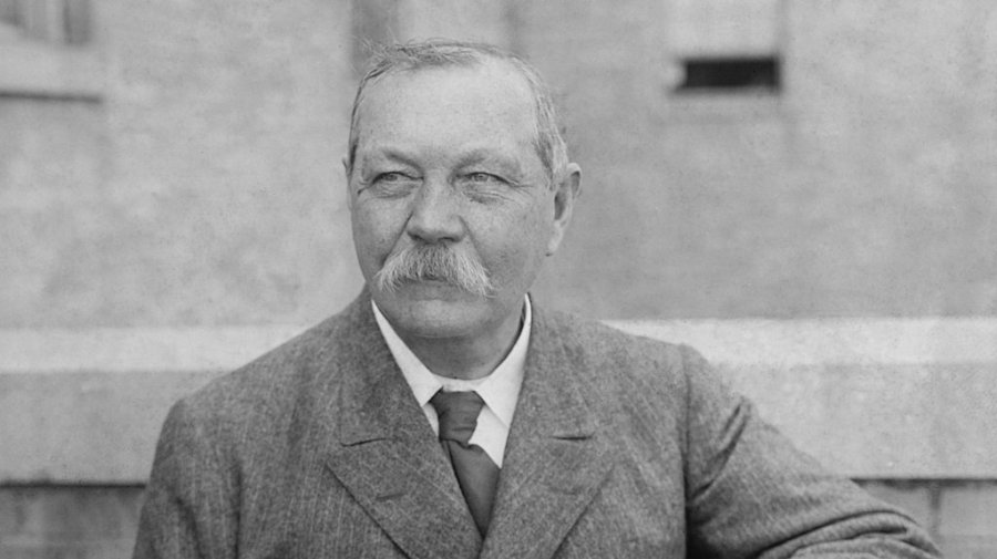 Arthur Conan Doyle