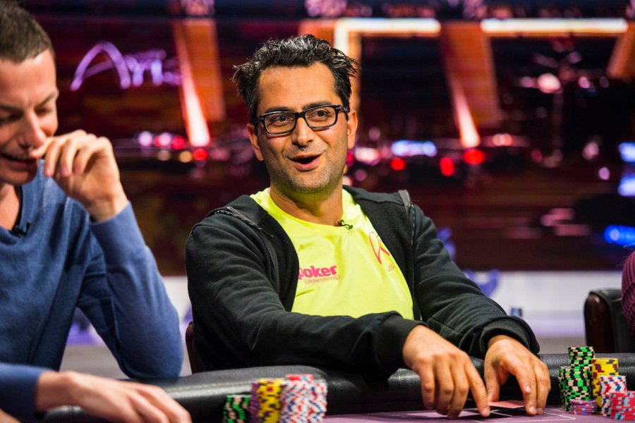 Antonio Esfandiari