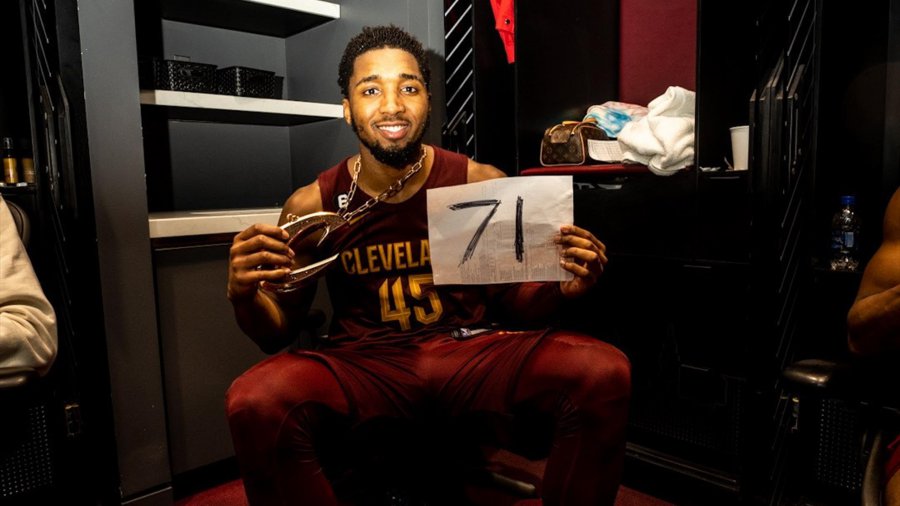 Donovan Mitchell 71 punti