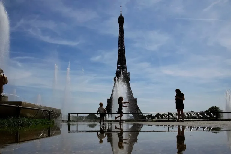 parigi caldo 50 °C